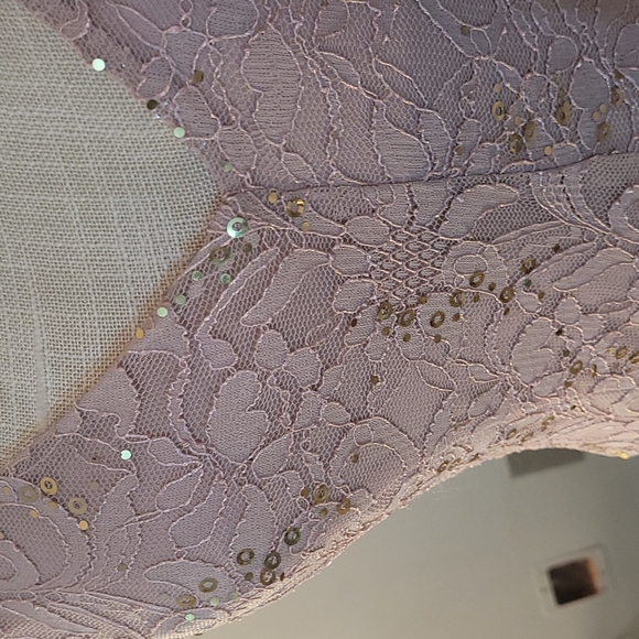 Formal dress - Picture 2 of 8